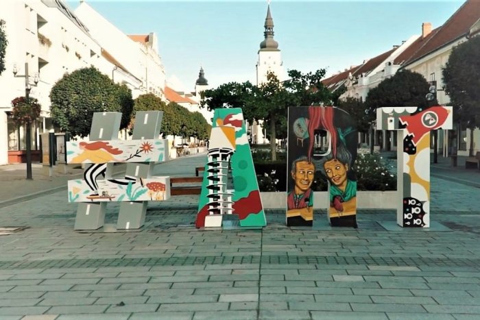 Ilustračný obrázok k článku Trnavský hešteg už na pešej zóne nenájdete: POZRITE sa, čo z neho zostalo! VIDEO