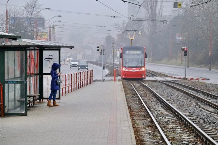 Ilustračný obrázok k článku Z Dúbravky do Borov sa dostaneme RÝCHLEJŠIE: Pripravuje sa ELEKTRIČKOVÁ trať
