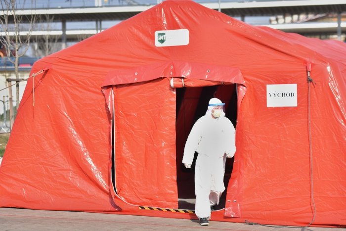 Ilustračný obrázok k článku Počet pozitívnych opäť stúpol: Nitriansky kraj hlási vyše 500 prípadov