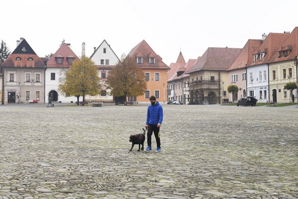 Ilustračný obrázok k článku Zákaz vychádzania potrvá do 14. novembra. Platia ďalšie VÝNIMKY