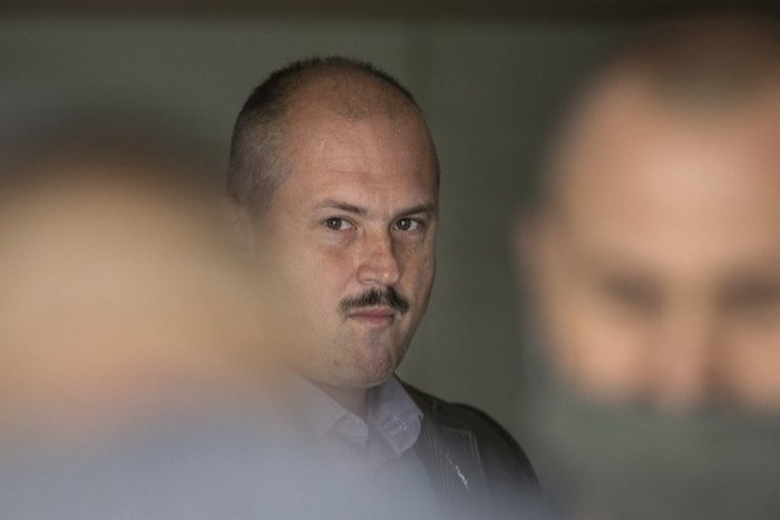 Ilustračný obrázok k článku Kotlebova exmanželka v slzách! Líder ĽSNS jej mal vziať 5-ročného syna