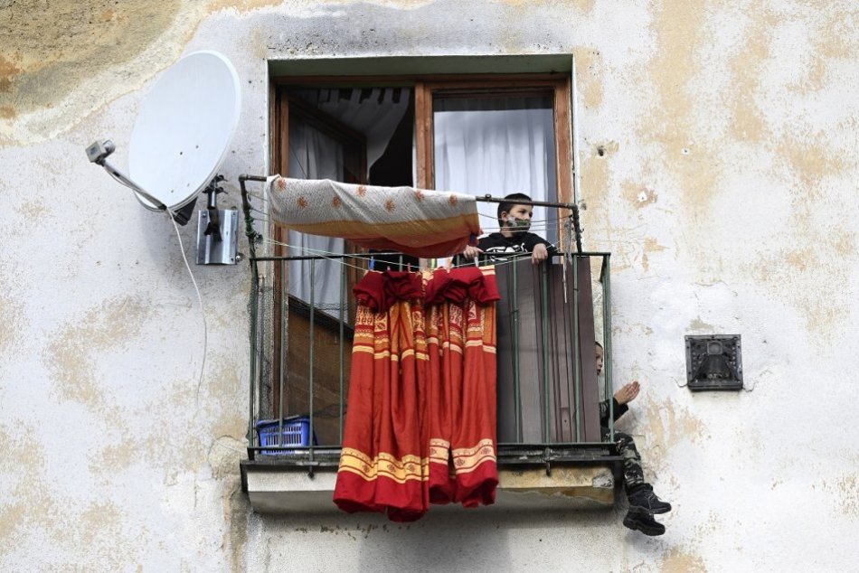 Ilustračný obrázok k článku Trenčianska regionálna hygienička zrušila karanténu v troch bytovkách