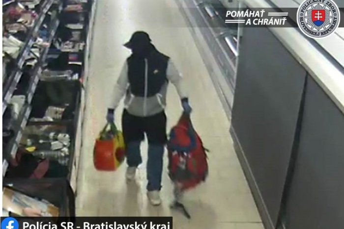 Ilustračný obrázok k článku Zlodej, ktorý dodržal čas vychádzania: "Nakupoval" v noci v zatvorenom obchode