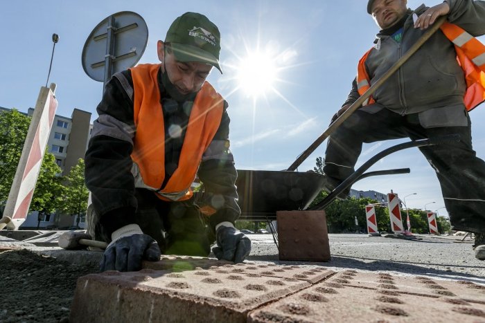 Ilustračný obrázok k článku Prievidzský park a námestie čaká zmena: Potešia sa hlavne chodci