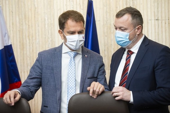 Ilustračný obrázok k článku Matovič a Krajniak skritizovali prezidentku: Trúbi na poplach a nadbieha názorom ľudí