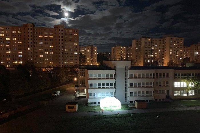 Ilustračný obrázok k článku SVET O SLOVENSKU: Malá krajina testuje síce rýchlo, ale (aj) vysoko nepresne