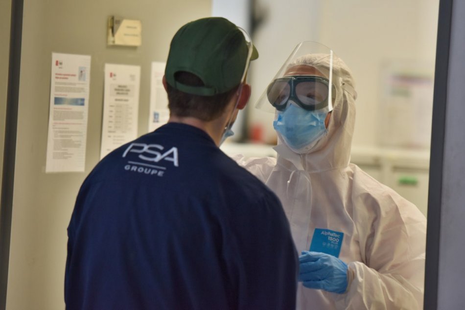 Ilustračný obrázok k článku Zamestnanci automobilky v Trnave majú za sebou 7. kolo testovania: Poznáme výsledky