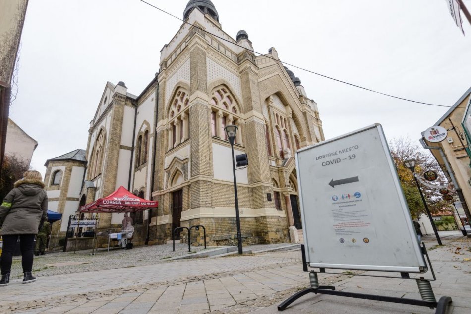 Ilustračný obrázok k článku Starostom sa nepáči, že Nitriansky okres je čierny: Testovanie považujú za experiment