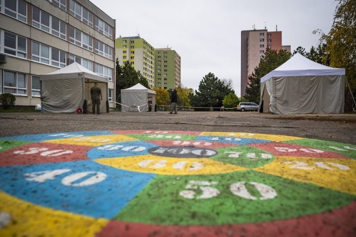 Ilustračný obrázok k článku Máte negatívny test alebo ste na testovaní neboli? Pozrite sa, čo vás čaká od 2. novembra