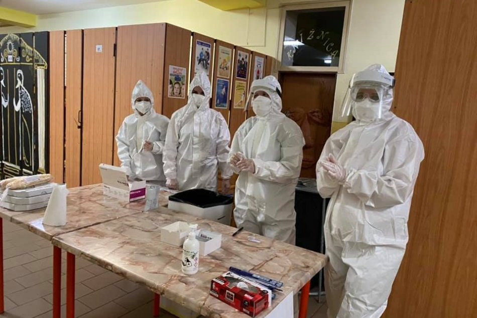 Ilustračný obrázok k článku Topoľčany sa pripravujú na celoplošné testovanie: Hľadajú zdravotnícky personál