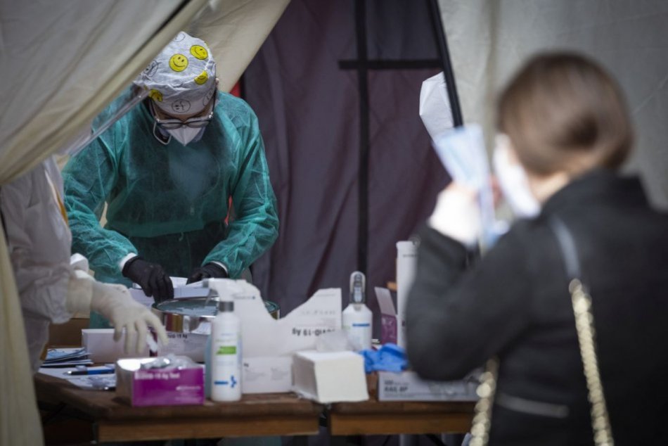 Ilustračný obrázok k článku Neboli ste na prvom kole testovania? Nemôžete ísť ani na druhé! Čo teraz?