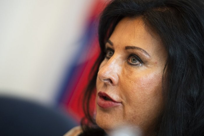 Ilustračný obrázok k článku Šéfka generálnej prokuratúry mala pozitívny test. Miesto karantény išla do práce