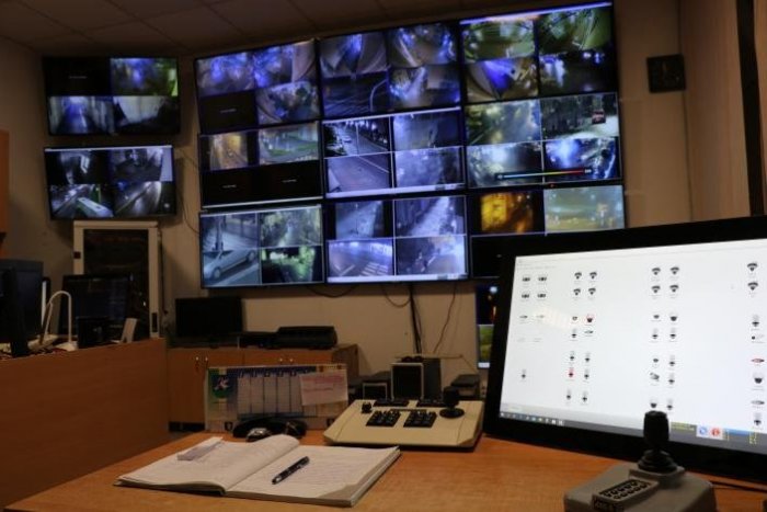 Ilustračný obrázok k článku Už je to 20 rokov: Mestská polícia v Prešove vďaka kamerám zaznamenala stovky udalostí