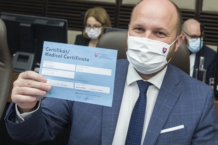 Ilustračný obrázok k článku Minister obrany Jaroslav Naď navštívil Trenčín: Stretol sa aj s Rybníčkom