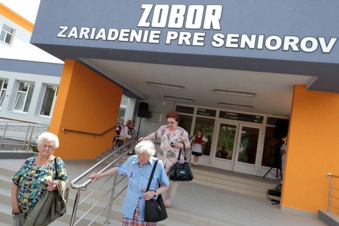 Ilustračný obrázok k článku Potešili seniorov v zariadeniach: Dostali tisícky vitamínových balíčkov