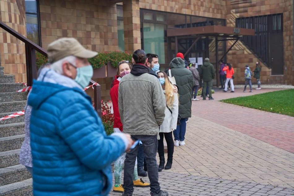 Ilustračný obrázok k článku Vyššia účasť, menej pozitívnych: VÝSLEDKY druhého kola testovania v Žiline