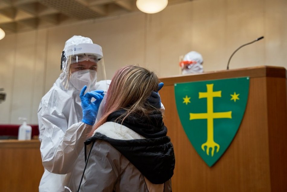 Ilustračný obrázok k článku Poznáme čísla za prvý deň testovania: Žilina hlási pokles pozitívnych prípadov