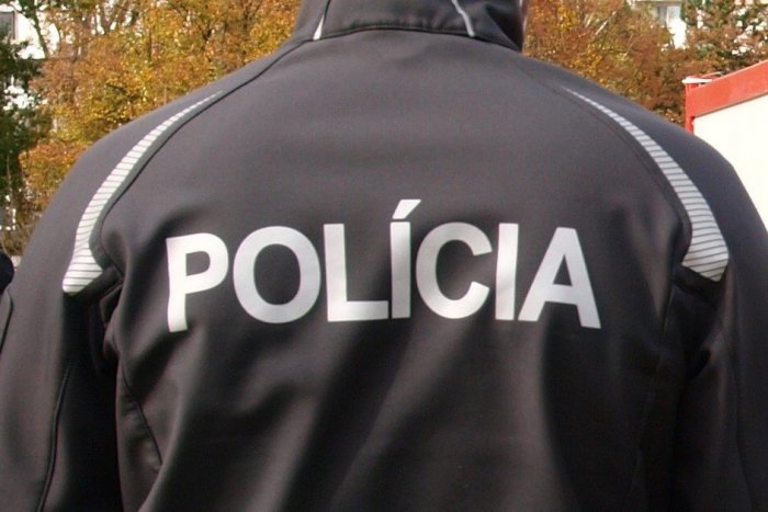 Ilustračný obrázok k článku Nevídaný kúsok opitého Jánovčna: S nenaštartovaným autom zišiel do priekopy!