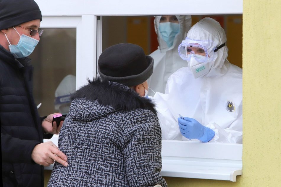 Ilustračný obrázok k článku Nové prípady koronavírusu v Trnavskom kraji: Ich počet prekročil 200