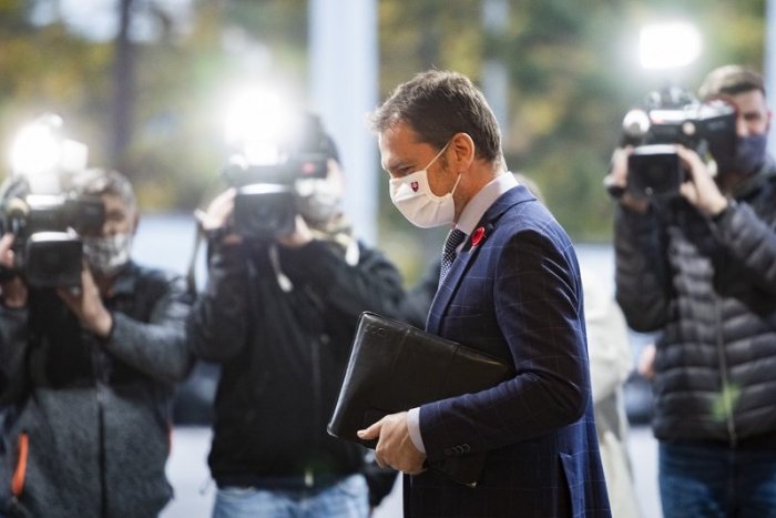 Ilustračný obrázok k článku Čaká nás ĎALŠIE testovanie o pár dní a predĺženie núdzového stavu!