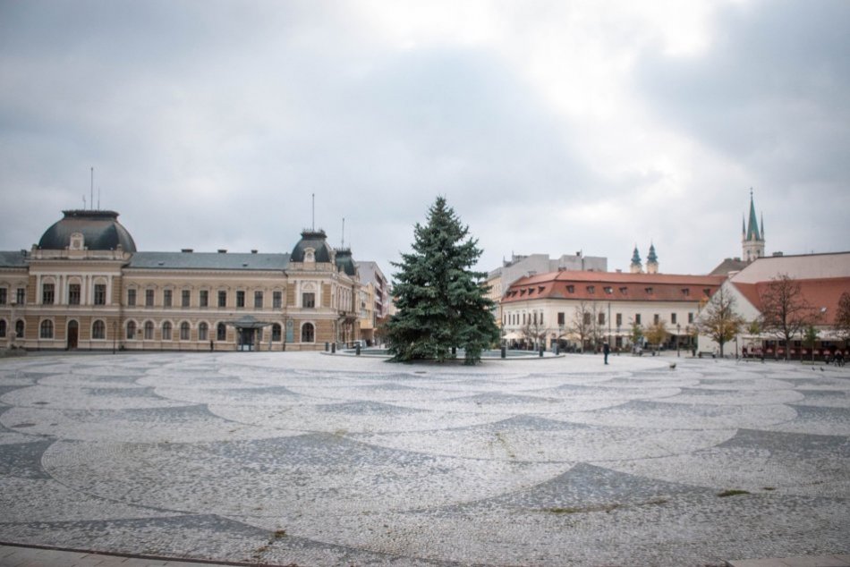 Ilustračný obrázok k článku Vianočné mestečko v Nitre bude vyzerať inak: Na námestí budú len dva stánky