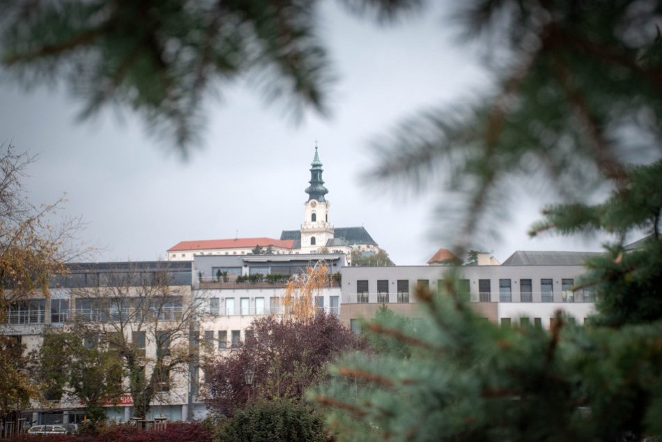 Ilustračný obrázok k článku Krásne gesto pracovníkov mesta: V spoločnom VIDEU posielajú vianočný pozdrav