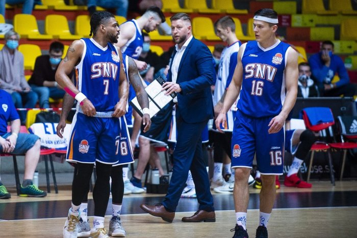 Ilustračný obrázok k článku Spišskí Rytieri majú v tíme koronavírus: Manažér o víťazstve zdravého rozumu