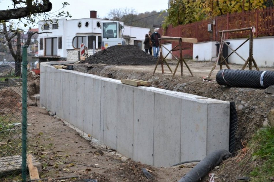 Ilustračný obrázok k článku Humenné mení svoju tvár: Stavebné projekty po celom meste napredujú, FOTO