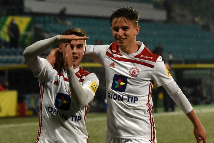 Ilustračný obrázok k článku Bol v Bayerne, Arsenale aj Ajaxe: Výnimočný talent sa však upísal AS Trenčín