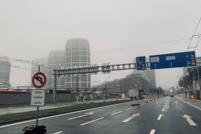 Ilustračný obrázok k článku V OBRAZOCH: Ranná Bratislava alebo KONEČNE sú Mlynské nivy prejazdné!