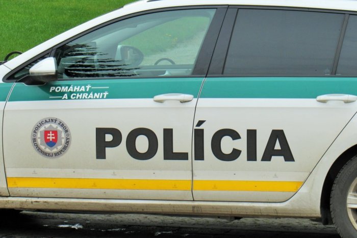 Ilustračný obrázok k článku Trenčan mal takmer rok prenasledovať bývalú družku: Za mrežami môže byť dlhšie