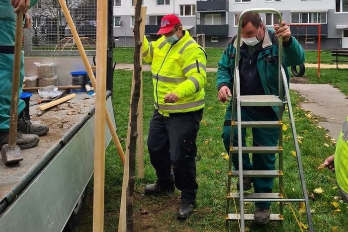 Ilustračný obrázok k článku Oddych, šport aj priestor na hry: Mesto zrevitalizuje vnútroblok na Krušovskej ulici