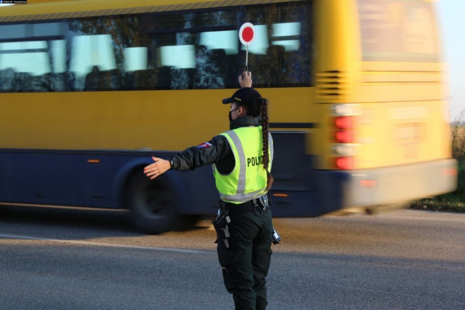 Ilustračný obrázok k článku Policajti "číhali" na vytipovaných úsekoch: Odhalili desiatky priestupkov