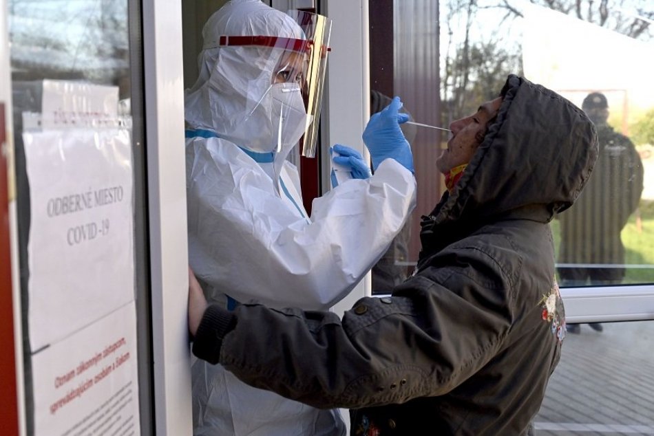 Ilustračný obrázok k článku V Jelšave otestovali vyše 400 ľudí: Primátor prezradil, koľkí boli pozitívni