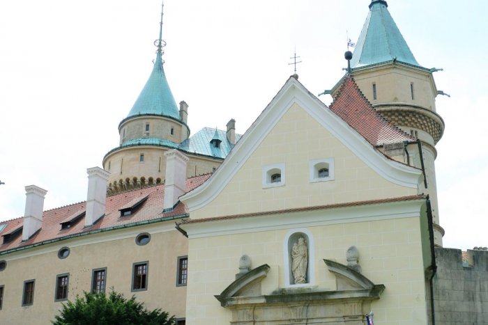 Ilustračný obrázok k článku Bojnický zámok je pre verejnosť opäť zatvorený: Lockdown ovplyvnil i podujatia