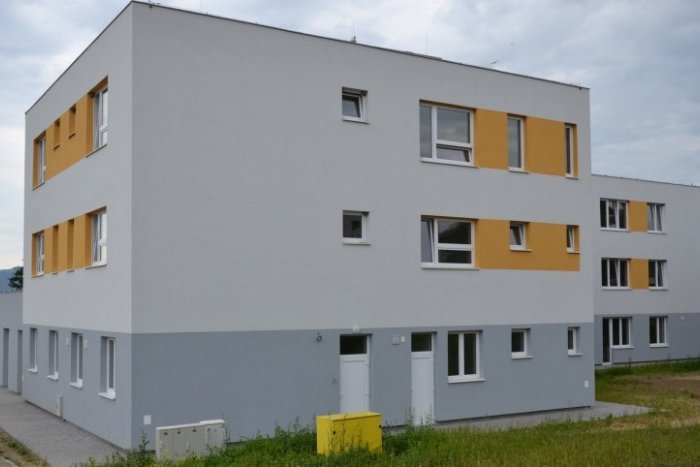 Ilustračný obrázok k článku Humenné kolauduje zariadenie pre seniorov: Prevádzkovať ho chce samo