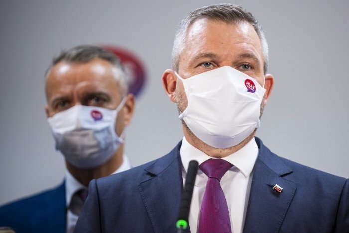 Ilustračný obrázok k článku Pellegrini: Atómová bomba nevybuchla, Slovensko je laboratóriom nezrelého politika