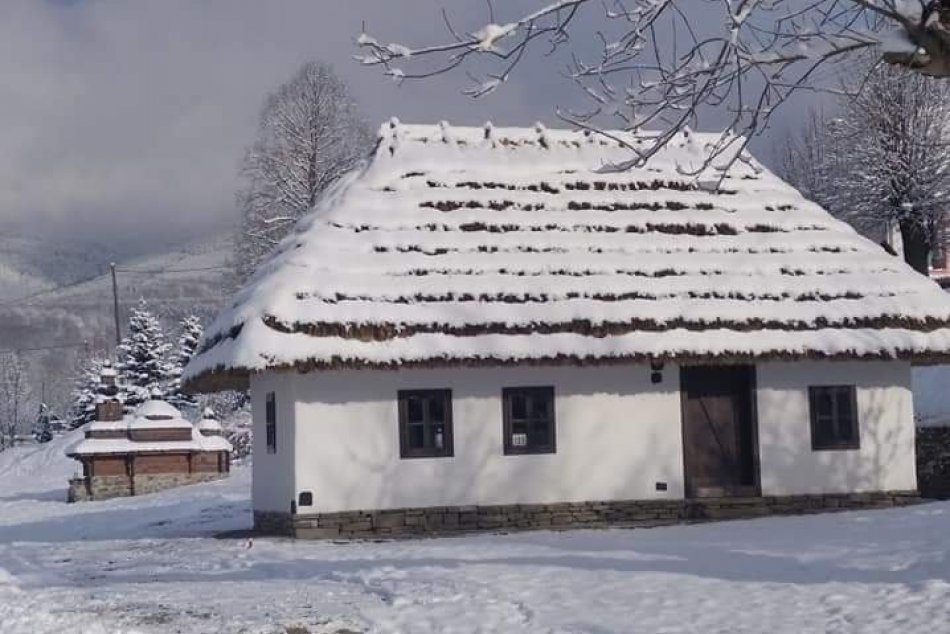 Ilustračný obrázok k článku Domček deduška Večerníčka v Novej Sedlici prešiel obnovou: Bude v ňom múzeum, FOTO