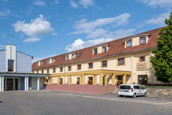 Ilustračný obrázok k článku V Domove pokojnej staroby v Snine povolili návštevy. Za akých podmienok?