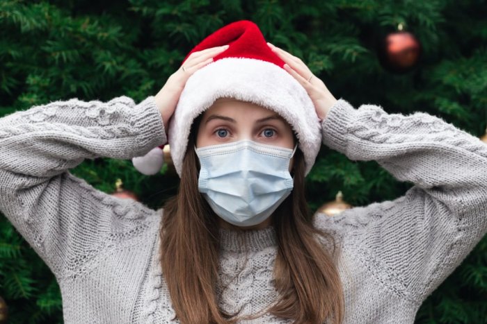 Ilustračný obrázok k článku VÝZVA odborníkov znie JASNE: Obmedzte pohyb a kontakty, inak bude na Vianoce ZLE!