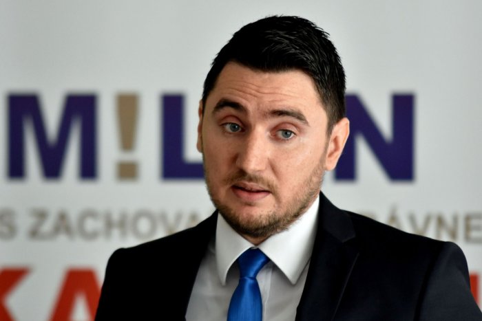 Ilustračný obrázok k článku VIDEO: Zastrašovanie pred voľbami? Košickému krajskému poslancovi zhorelo auto!