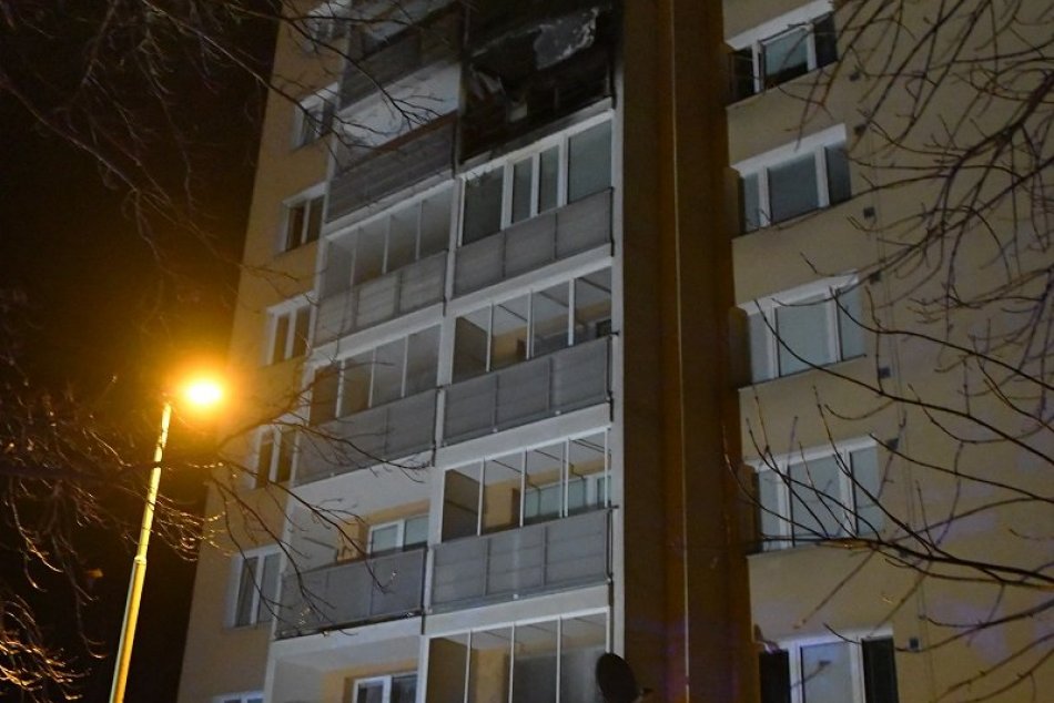 Ilustračný obrázok k článku Vystrašení obyvatelia bytovky sa dozvedeli dobrú správu: Môžu sa vrátiť domov!