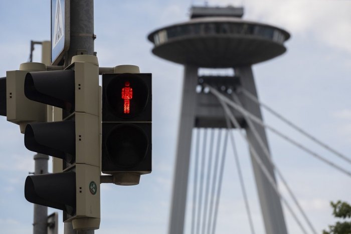 Ilustračný obrázok k článku Autám odzvonilo: Vallovci chcú v meste chodcov a cyklistov