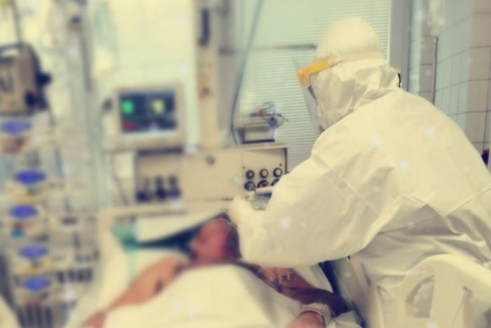 Ilustračný obrázok k článku Koronavírus: Počet úmrtí pandémie po prvý raz presiahol STOVKU!