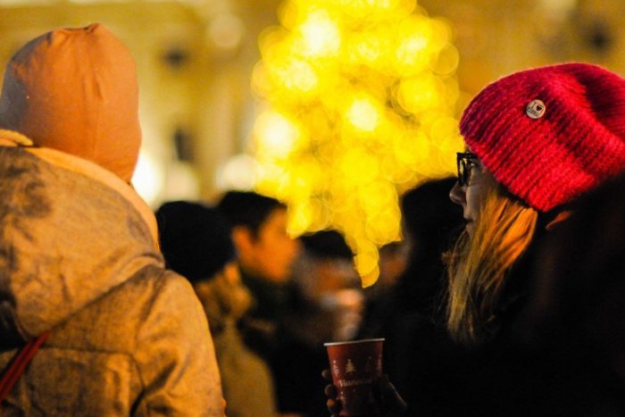 Ilustračný obrázok k článku Remeselné a vianočné trhy: Kompletný PROGRAM pre očkovaných, OTP alebo nikoho