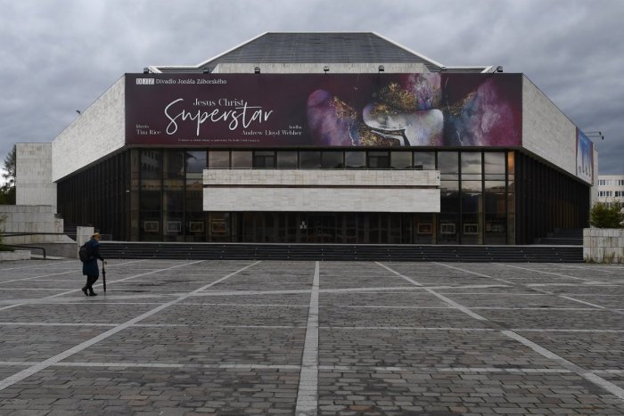 Ilustračný obrázok k článku Nepríjemné správy z Divadla Jonáša Záborského v Prešove: Eviduje prípady na Covid-19