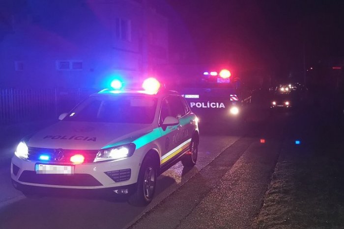 Ilustračný obrázok k článku Nové skutočnosti o prestrelke na Záhorí: Jeden MUŽ policajtom UŠIEL!