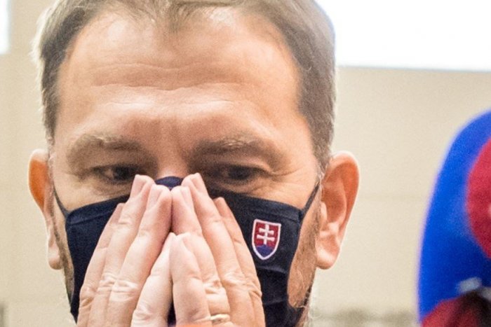 Ilustračný obrázok k článku Premiér sa takmer rozplakal: Vyzval Sulíka na demisiu. Ten má iné starosti, ako riešiť jeho "depky"