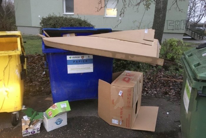 Ilustračný obrázok k článku Nezahádžme si Šaľu! Mesto radí, ako zaobchádzať s papierovým odpadom