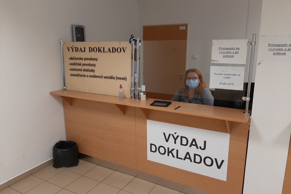 Ilustračný obrázok k článku Aby ste nechodili zbytočne: Jeden z úsekov oddelenia dokladov bude ZATVORENÝ!